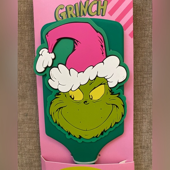 The Grinch Christmas Hairbrush - Picture 2 of 4